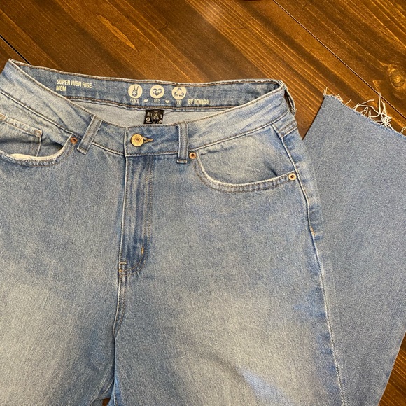 Size 9/29 Super High Rise Vintage Style Mom Jeans by Rewash Peace Love Eco - Picture 7 of 8